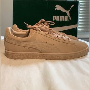 PUMA Suede Classic Tonal Sneaker